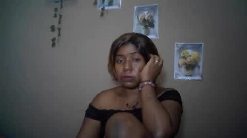 Snapshot of verronique1511 chatting on 04.29.26 verronique1511 online show from 04.29.26