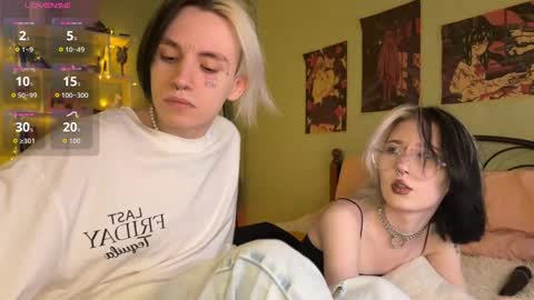 veryraretwins online show from 09.10.25