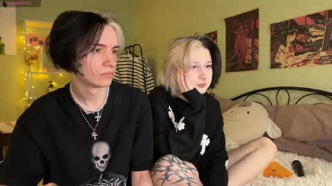 veryraretwins online show from 10.08.25