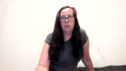 Snapshot of verysassypeachgoddess chatting on 04.08.26 verysassypeachgoddess online show from 04.08.26
