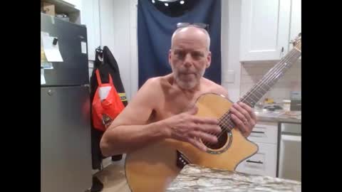 Snapshot of verysmallpeni chatting on 12.25.24 verysmallpeni online show from 12.25.24