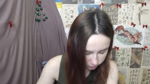 Snapshot of veryveryvery_shy chatting on 01.19.26 veryveryvery_shy online show from 01.19.26