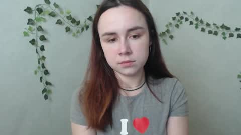 Snapshot of veryveryvery_shy chatting on 03.21.26 veryveryvery_shy online show from 03.21.26