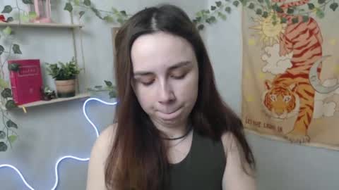 Snapshot of veryveryvery_shy chatting on 04.13.26 veryveryvery_shy online show from 04.13.26