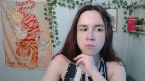 Snapshot of veryveryvery_shy chatting on 06.18.26 veryveryvery_shy online show from 06.18.26
