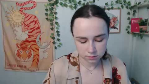 Snapshot of veryveryvery_shy chatting on 06.19.26 veryveryvery_shy online show from 06.19.26