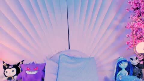 Vesper Velvet  online show from 04.05.26