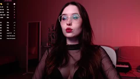 Snapshot of vetta_dey chatting on 02.11.25 Iva online show from 02.11.25