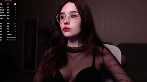 Snapshot of vetta_dey chatting on 02.15.25 Iva online show from 02.15.25