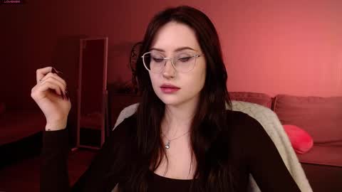 Snapshot of vetta_dey chatting on 10.17.25 Iva online show from 10.17.25