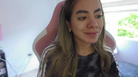 Sofa  online show from 04.04.26