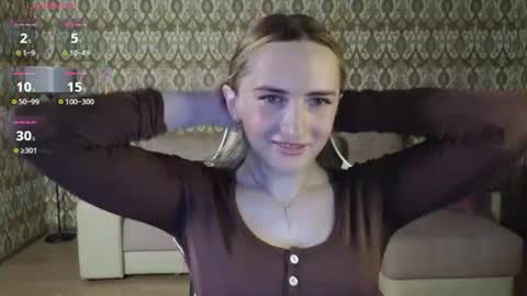 Snapshot of vi_luxxxy chatting on 06.12.26 vi_luxxxy online show from 06.12.26