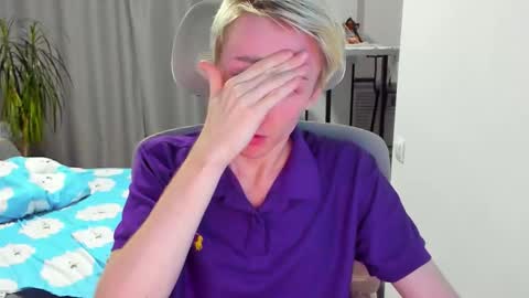 vibemygirl online show from 12.14.25