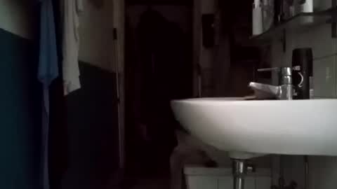 Snapshot of vibernd20cm chatting on 12.20.25 vibernd20cm online show from 12.20.25