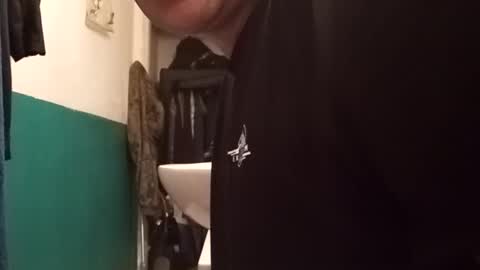 Snapshot of vibernd20cm chatting on 12.21.25 vibernd20cm online show from 12.21.25