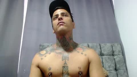 Snapshot of vicctorzc chatting on 06.20.26 Victor cardenas online show from 06.20.26