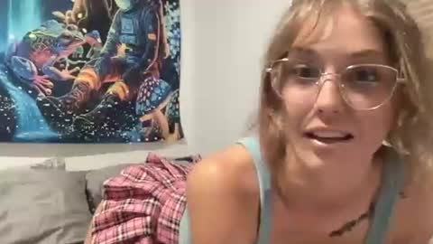 Snapshot of vicenzaazul chatting on 04.23.26 Vicenza Azul online show from 04.23.26