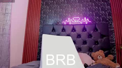 Vichy  Everyday From 1400 to 2130 Col Time online show from 12.19.24