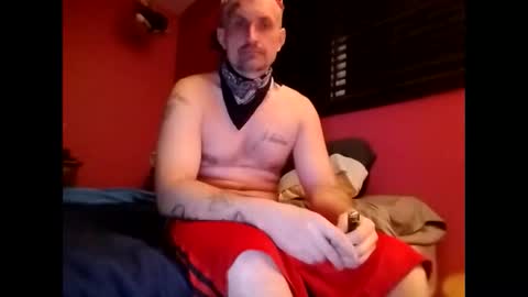 Snapshot of viciouzz1 chatting on 11.25.25 viciouzz1 online show from 11.25.25