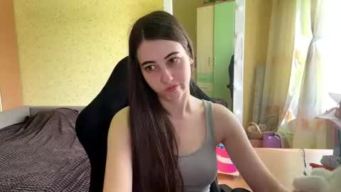 Snapshot of vickeyrosete chatting on 07.23.26 Jesse online show from 07.23.26