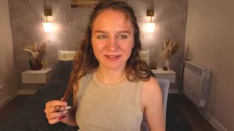 Snapshot of vicki_milles chatting on 06.26.26 vicki_milles online show from 06.26.26