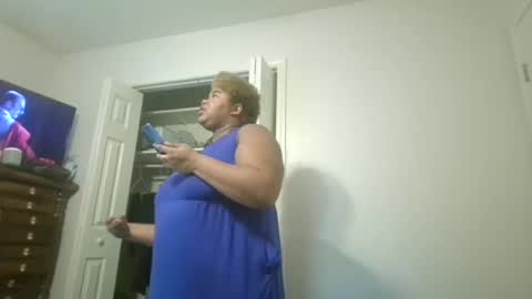 vickiryder56 online show from 11.21.25