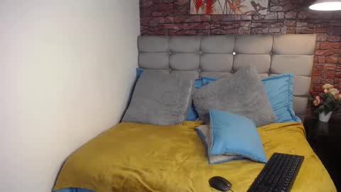 VICTORIA online show from 03.09.25