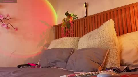 VICTORIA online show from 10.08.25