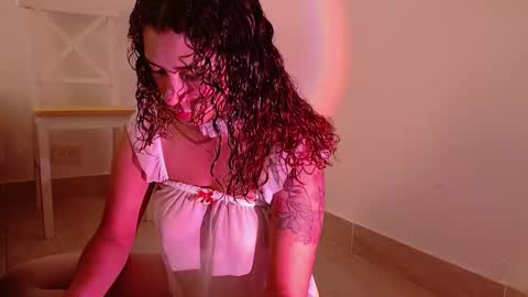 Vicky  online show from 01.20.25