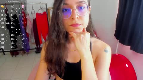 Vicky online show from 03.11.25