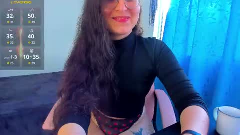 Snapshot of vicky_cristinax chatting on 07.06.26 Vicky online show from 07.06.26
