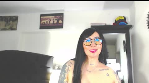 Vicky  online show from 10.01.25