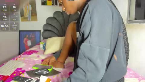 vicky manuela online show from 02.25.26