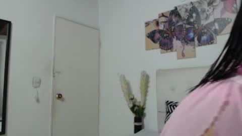 Snapshot of vicky_lane chatting on 07.16.26 vicky_lane online show from 07.16.26