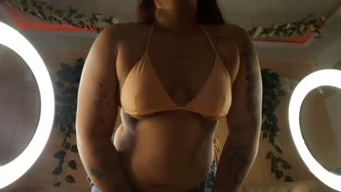 VICKY  online show from 04.16.26