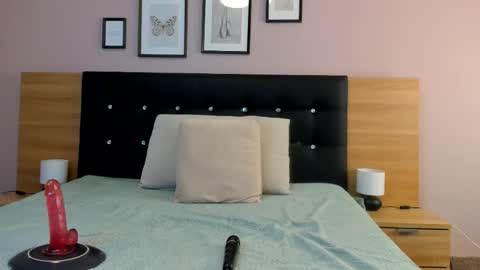 Snapshot of vicky_squirtz chatting on 01.14.26 vicky_squirtz online show from 01.14.26