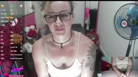 Valentina online show from 10.03.25