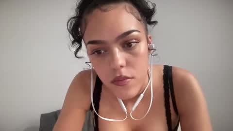 Goddess Victory  online show from 01.19.25