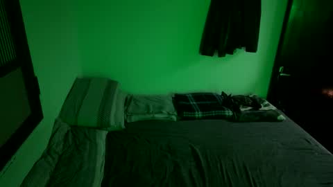 Victor portugual online show from 04.23.26