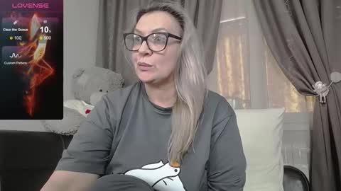 victoria50 online show from 10.14.25