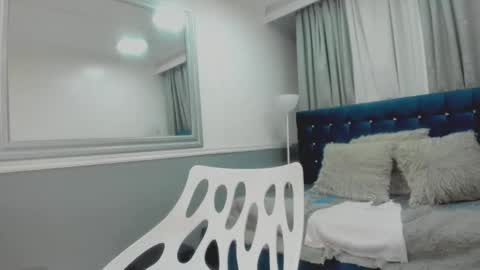 Victoria  grey  online show from 03.22.26