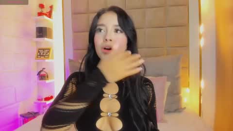 Victoria valentina  online show from 04.13.26