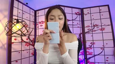 Victoria for you  online show from 10.06.25