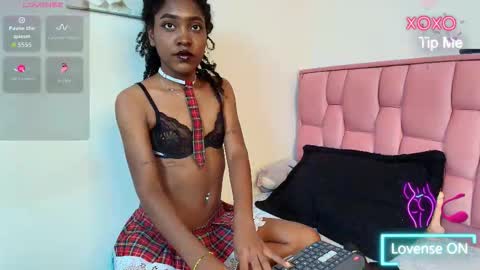 Victoria online show from 09.17.25