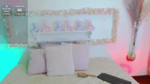 Snapshot of victoria_cherry_ chatting on 10.06.25 victoria_cherry_ online show from 10.06.25