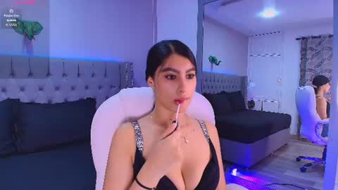   online show from 06.10.26