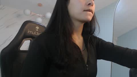 Snapshot of victoria_hernandez_t chatting on 03.14.26 Victoria online show from 03.14.26