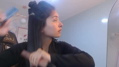 Snapshot of victoria_hernandez_t chatting on 03.20.26 Victoria online show from 03.20.26