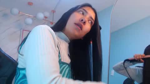 Snapshot of victoria_hernandez_t chatting on 03.31.26 Victoria online show from 03.31.26