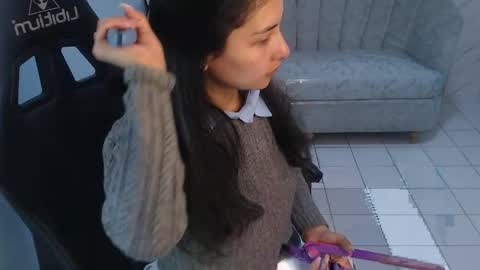 Snapshot of victoria_hernandez_t chatting on 04.02.26 Victoria online show from 04.02.26